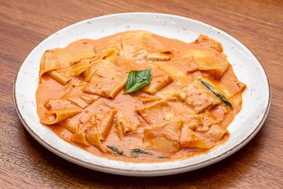 ¡kombo-•-pappardelle-al-teléfono-x-coca-cola
