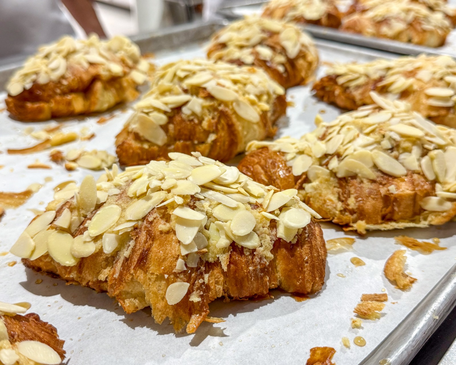 croissants-by-donut-factory